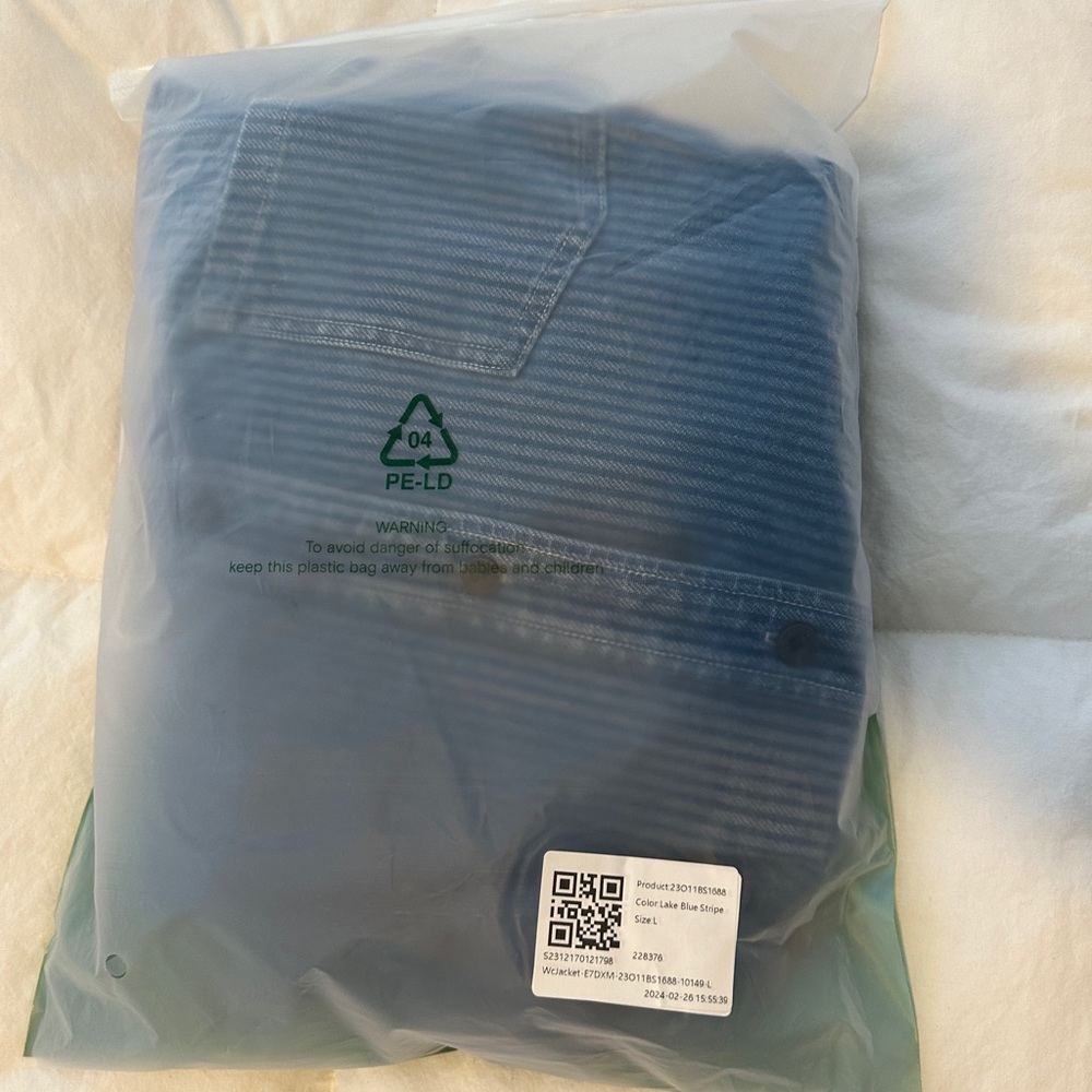 Halara Magic Collared Button Up Lake Side Blue St… - image 3